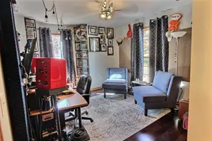 1010 Gammon Ln, Madison, WI 53719 - Photo 14