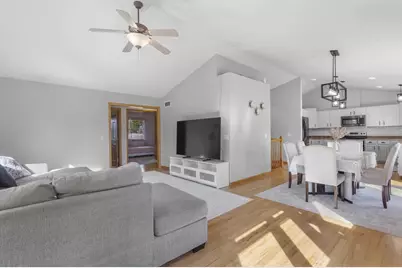 3653 Wildflower Lane, Janesville, WI 53548 - Photo 12