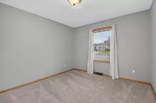 4609 Parkwood Dr, Janesville, WI 53563 - Photo 10