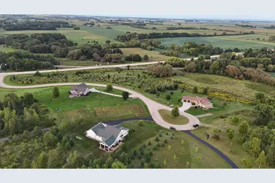 000 Beier Hill Road, Beaver Dam, WI 53916 - Photo 2