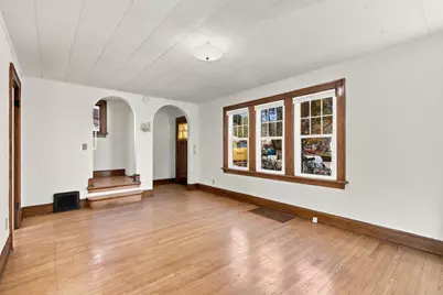 510 Elmside Boulevard, Madison, WI 53704 - Photo 10