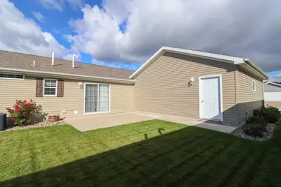 3048 Sarah Lane, Holmen, WI 54636 - Photo 4