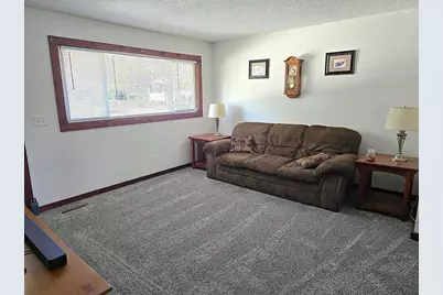 2054 Linway Drive, Beloit, WI 53511 - Photo 4
