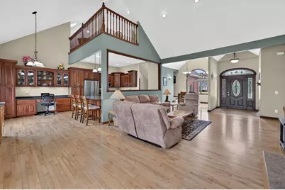 3008 Wyndwood Way, Sun Prairie, WI 53590 - Photo 8