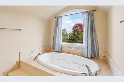 9714 Trappers Trail, Madison, WI 53562 - Photo 32