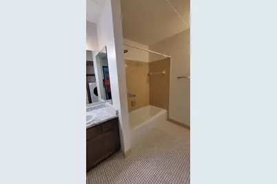 10 Maple Wood Lane #11, Madison, WI 53704 - Photo 16