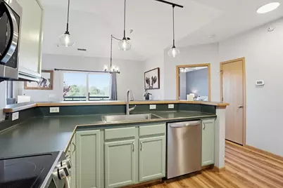 141 Metro Terrace #301, Madison, WI 53718 - Photo 6