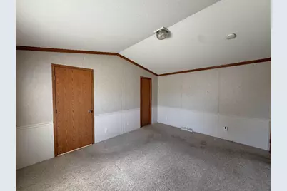 2208 Edgeview Drive, Monroe, WI 53566 - Photo 22