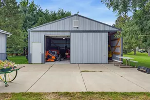 W11969 2nd St, Randolph, WI 53956 - Photo 48