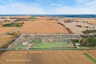 W10652 Shanks Rd, Portage, WI 53901 - Photo 1