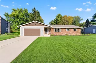 508 Woodvale Dr, DeForest, WI 53532 - Photo 1