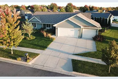 617 Badger Drive, Janesville, WI 53536 - Photo 32