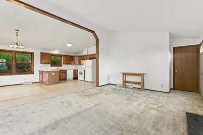 8 E Deerfield Street, Deerfield, WI 53531 - Photo 10