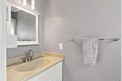 6021 Raymond Road, Madison, WI 53711 - Photo 16