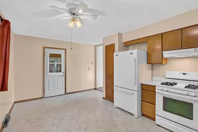 10650 N Oakway Lane, Edgerton, WI 53534 - Photo 10