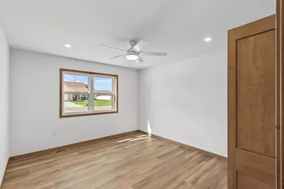 504 Roosevelt Street, Baraboo, WI 53913 - Photo 10