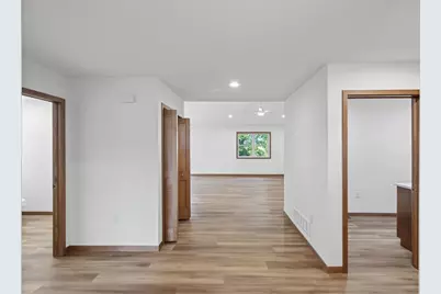 504 Roosevelt Street, Baraboo, WI 53913 - Photo 2