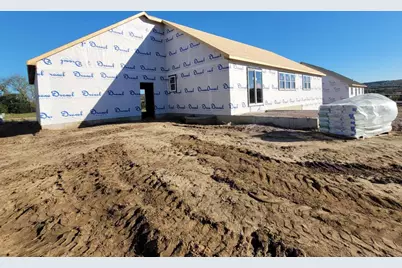 311 Roosevelt Street, Baraboo, WI 53913 - Photo 2