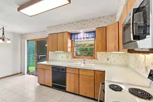 2006 Cameron Dr, Madison, WI 53711 - Photo 14