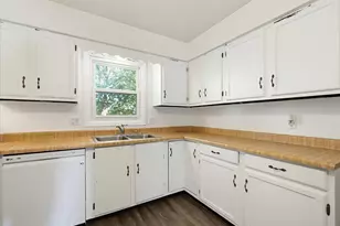 110 Nygard St, Madison, WI 53713 - Photo 8