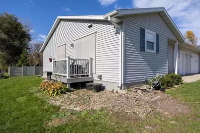 1815 Crawford Street, Baraboo, WI 53913 - Photo 24