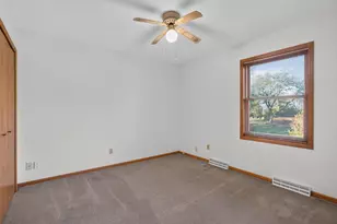 3234 Clove Dr, Madison, WI 53704 - Photo 10