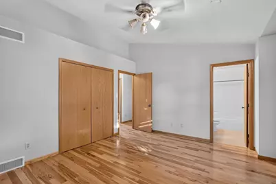 3234 Clove Drive, Madison, WI 53704 - Photo 8