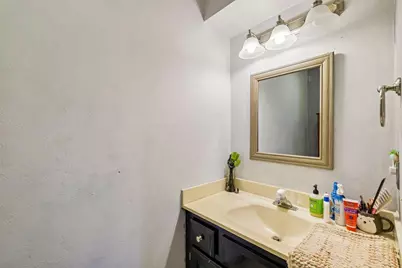 1621 McKenna Boulevard, Madison, WI 53711 - Photo 16