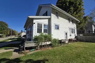 1110 22nd Ave, Monroe, WI 53566 - Photo 2