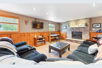 1011 Eagle Lane, Poynette, WI 53955 - Photo 22