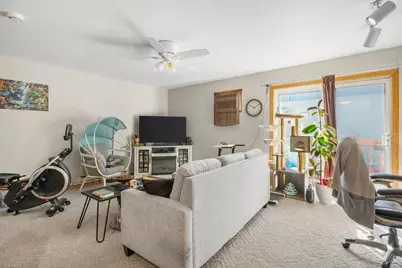 586 N Westmount Drive, Sun Prairie, WI 53590 - Photo 14