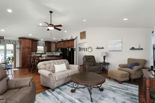 262 E Front St, Markesan, WI 53946 - Photo 12