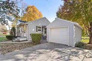 722 8th St, Baraboo, WI 53913 - Photo 44