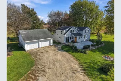 W2732 Koch Road, Fort Atkinson, WI 53538 - Photo 4