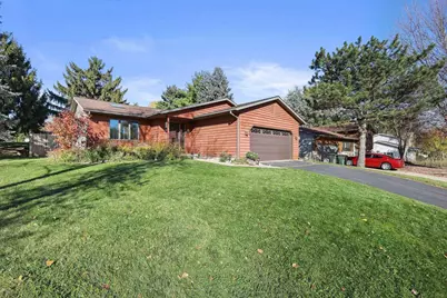 1126 Sunfield Street, Sun Prairie, WI 53590 - Photo 2