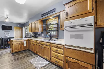 204 W Cherry Street, Fox Lake, WI 53933 - Photo 10
