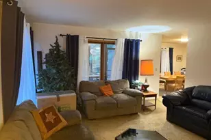1725 Elizabeth St, Baraboo, WI 53913 - Photo 8