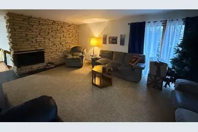 1725 Elizabeth Street, Baraboo, WI 53913 - Photo 6