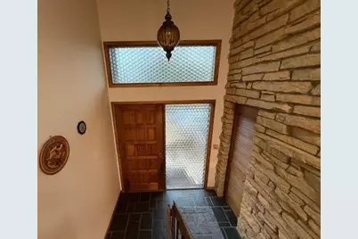 1725 Elizabeth Street, Baraboo, WI 53913 - Photo 2