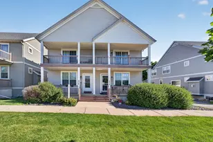 972 Stonehaven Dr, Sun Prairie, WI 53590 - Photo 1