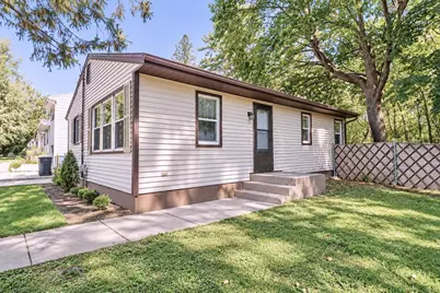 1607 Moore Street, Beloit, WI 53511 - Photo 2