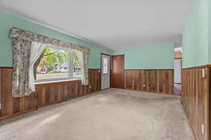 531 Sunrise Ln, Markesan, WI 53946 - Photo 10