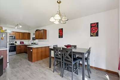 8 Katherine Court, Madison, WI 53718 - Photo 14