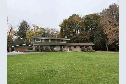 715 N Marion Avenue, Janesville, WI 53548 - Photo 1