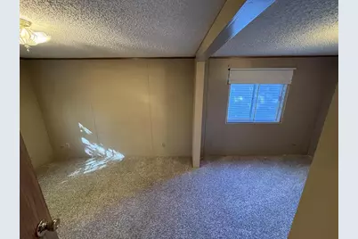 W211N11625 Hilltop Circle, Germantown, WI 53022 - Photo 10