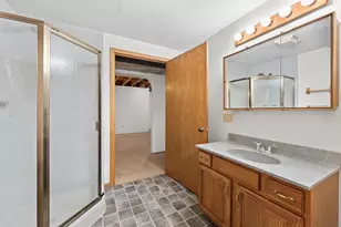 1012 4th St, Baraboo, WI 53913 - Photo 36