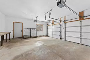 1012 4th St, Baraboo, WI 53913 - Photo 28