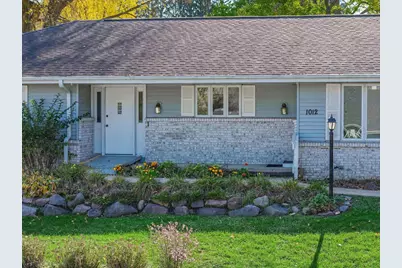 1012 4th Street, Baraboo, WI 53913 - Photo 2