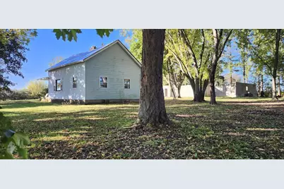W4908 Bradley Road, Rio, WI 53960 - Photo 6