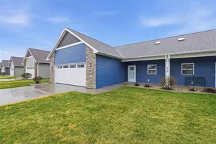 496 River Rd, Columbus, WI 53925 - Photo 1